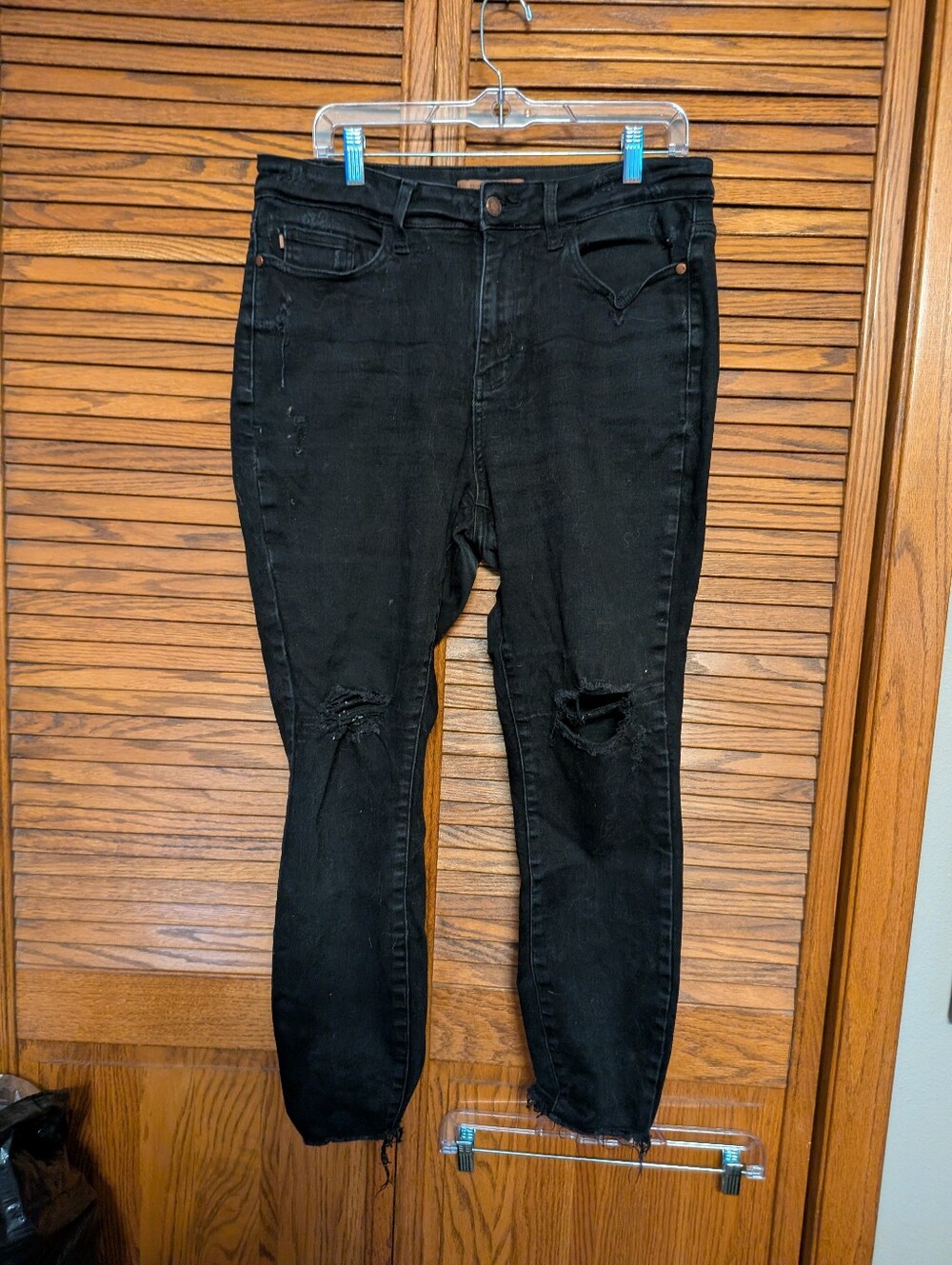 Judy Blue Women's Black Distressed Knee Jeans Size 16w